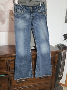 Silver Jeans Women's Mid-Blue Bootcut Jeans